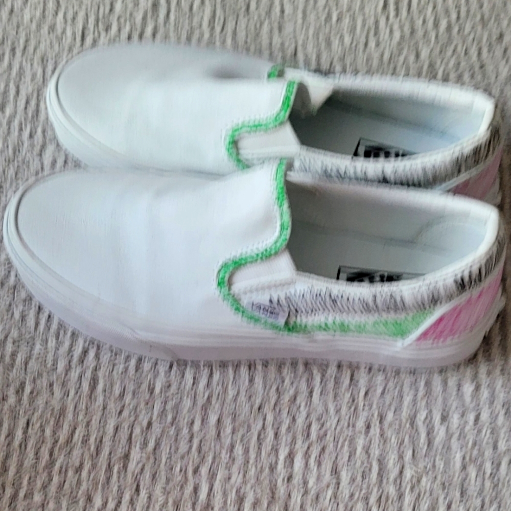 NEW Vans Slip-On Spring Fade White, Pink & Green , black size 38